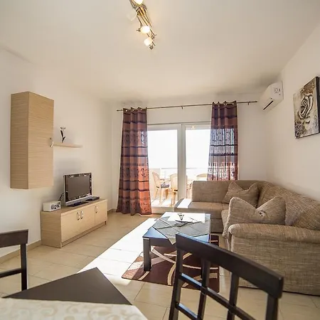Kati Apartment *
