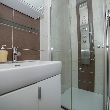 Kati Apartment
